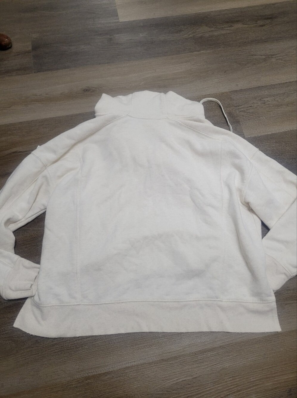 nuuds Cream Hooded Cropped Pullover - Picture 4 of 5